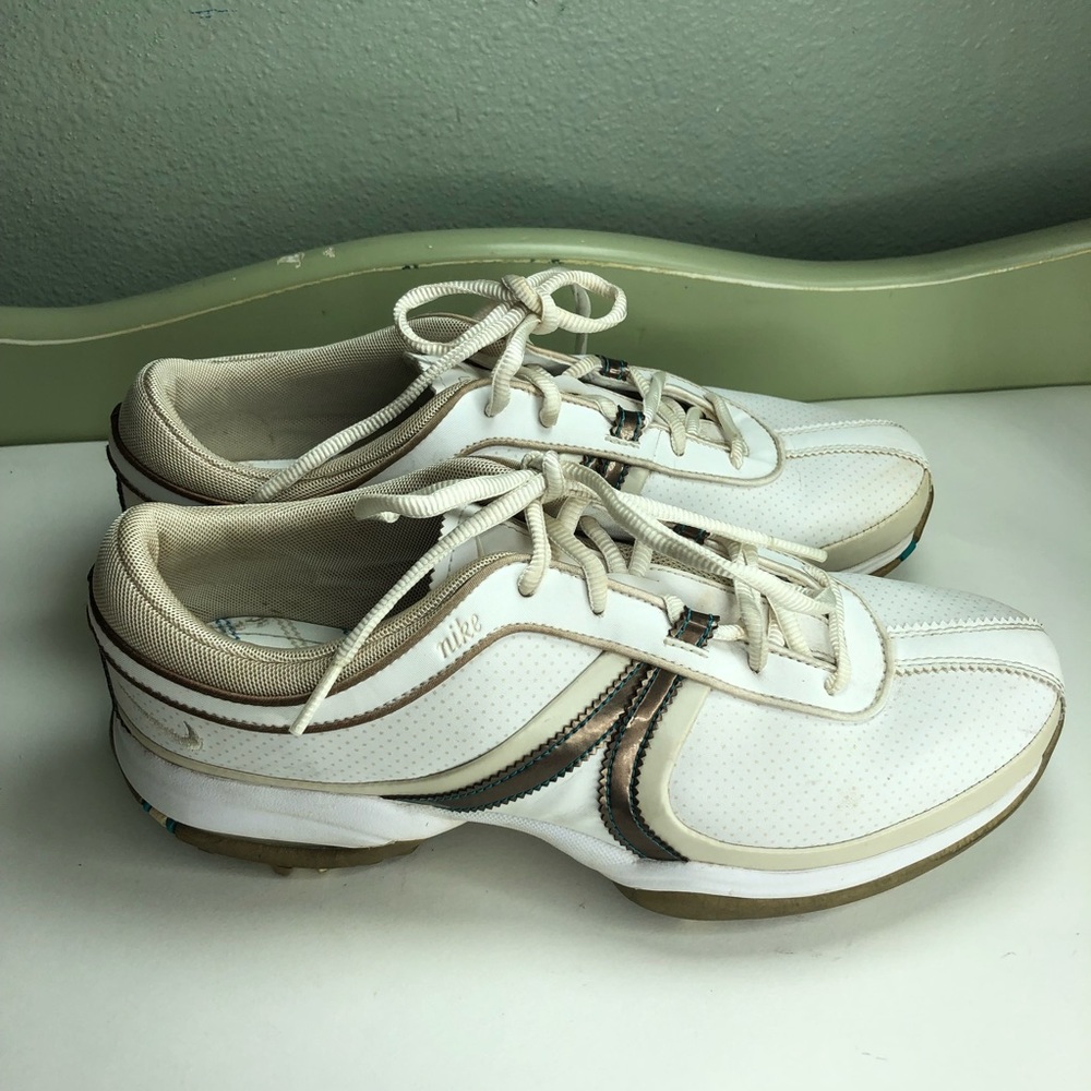 Nike golf shoes women size 8 great condition